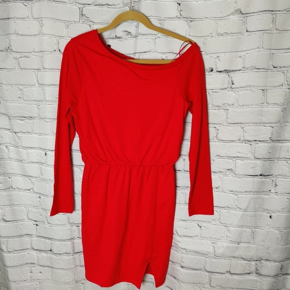 n:Philanthropy NWT Red Rosebud Dress One Shoulder Long Sleeve Size Small - Picture 3 of 8